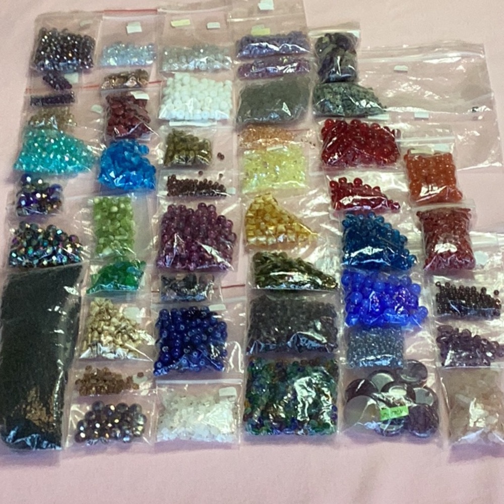 Lot #69 Jewelry Making Seed,Crystal, 
Shaped, Glass & Stone by the Hundreds
